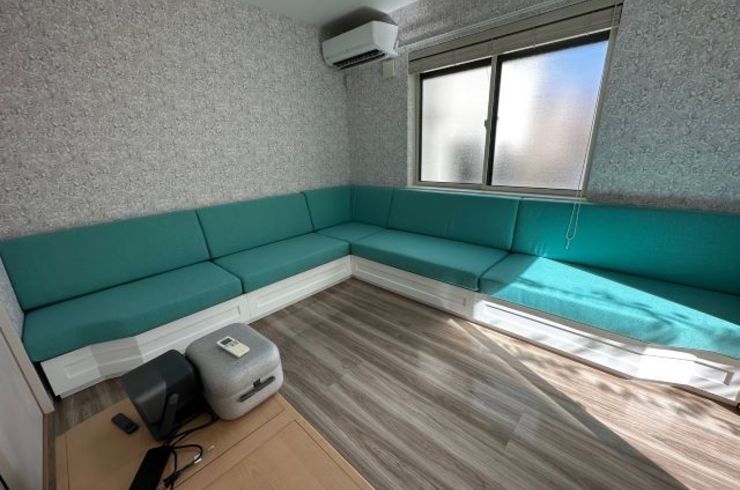 創り付けソファをお作りしました。