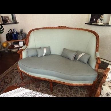 ドレクセルのソファの張替いたします。