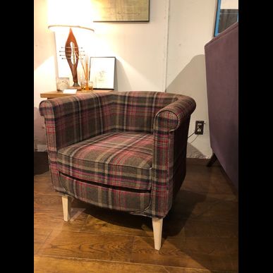 コンパクトな1人掛けソファ、パーソナルソファをお作りしております。