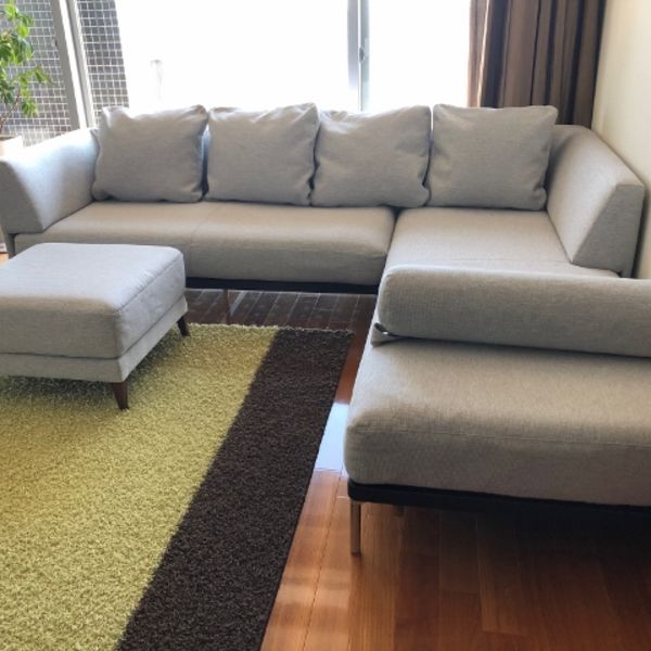 アイデックのカウチソファセットを張替ました。