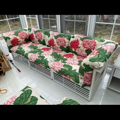 カサブランカカデンザの張替えならばスタンリーズへ