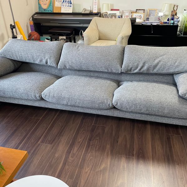 カッシーナ社のマラルンガ張替えました。